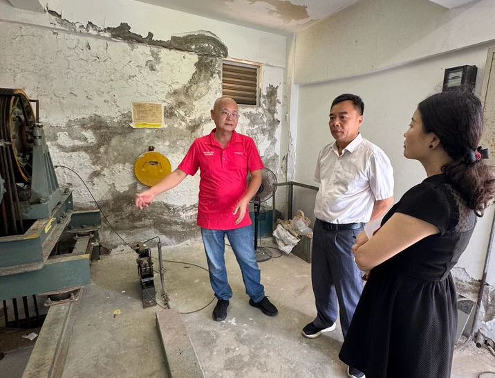 集团党委副书记林书楠带队调研老旧电梯更新改造工作 推动“走基层”活动走深走实(图3) 3.png