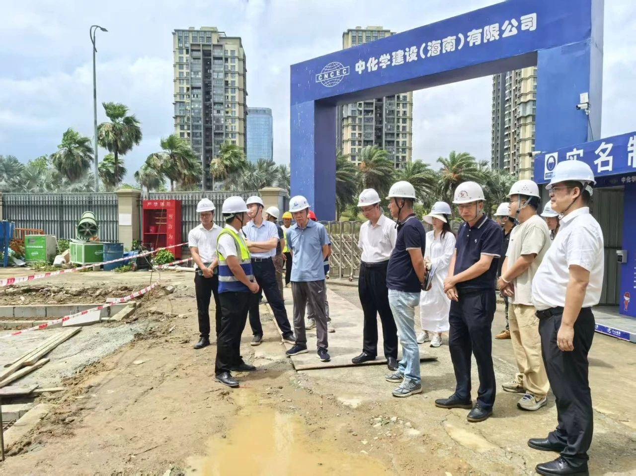 闻“汛”而动打好防风主动仗 | 91成人
深入一线督查安全生产及台风防御工作(图6) 6.jpg